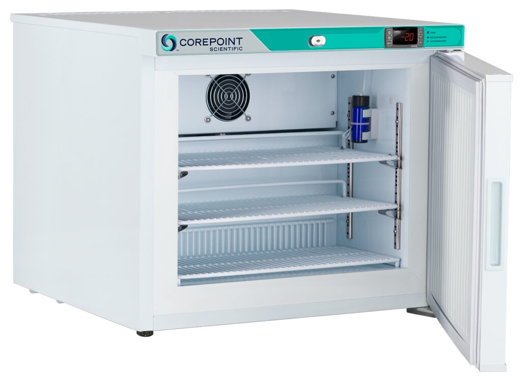 PF021WWW/0A 1.3 Cu. Ft. Freestanding Countertop Auto Defrost Countertop Freezer